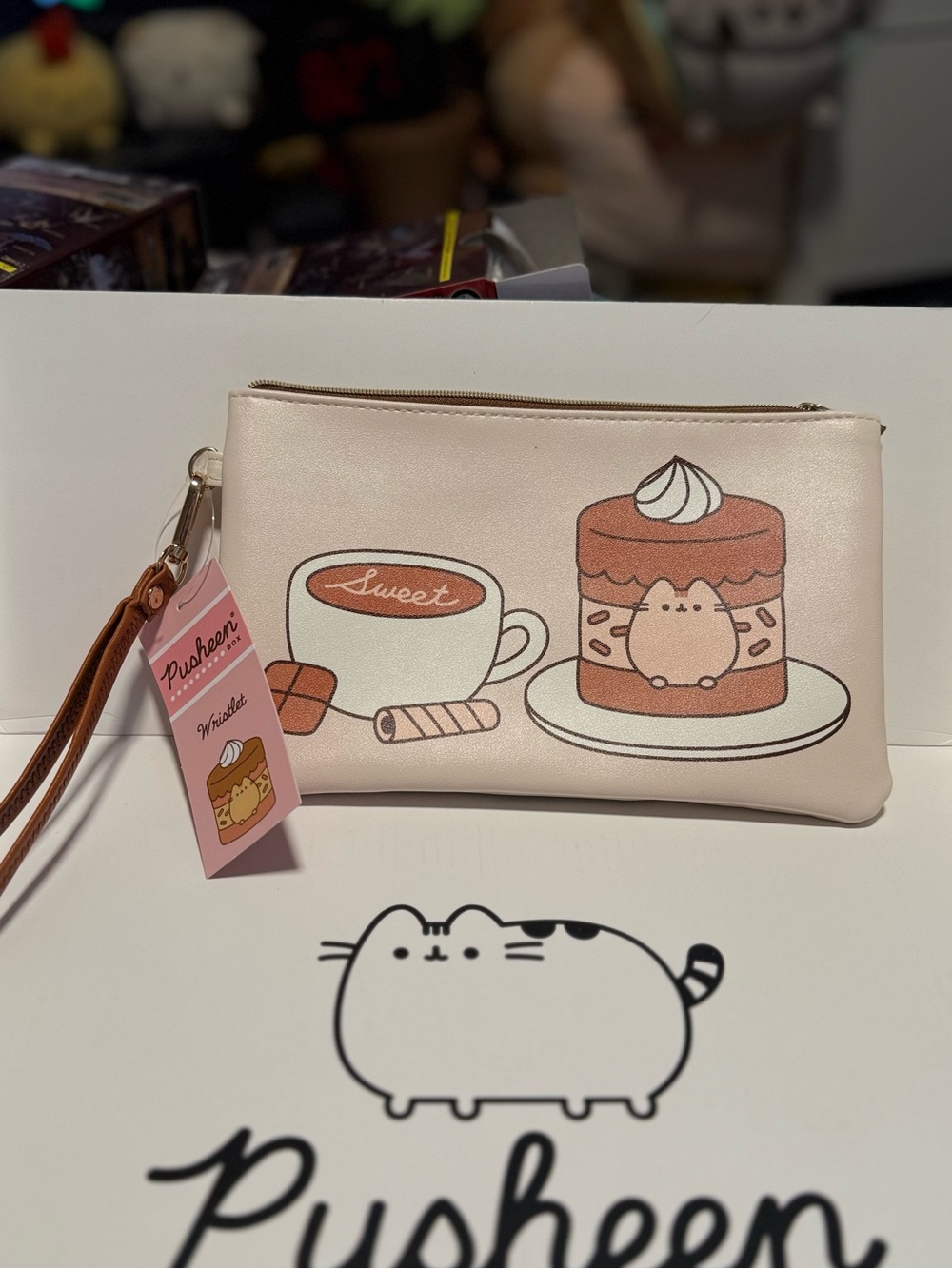 Pusheen Box Summer 2025 Exclusive Sweet Treats Wristlet Cream & Brown